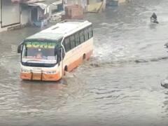 Rajasthan: सीकर में मूसलाधार बारिश से निचले इलाके हुए जलमग्न, आवागमन हुआ पूरी तरह से बंद, जानें आगे का हाल