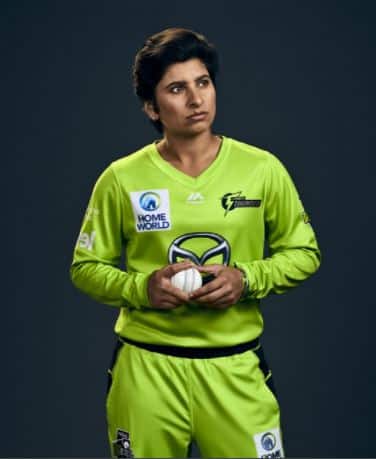 વુમન ક્રિકેટર ઓફ ધ યર-નિદા દાર