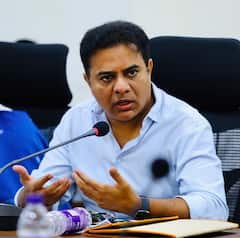 In Pics: అనాథలకు గుర్తింపుపై కేబినేట్ సబ్ కమిటీ భేటీ... పాల్గొన్న మంత్రి కేటీఆర్