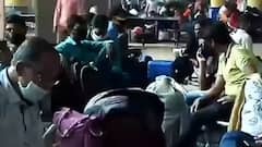 Mumbai में Lockdown की आशंका के बीच फिर से पलायन शुरू, डरे-सहमे हुए हैं लोग | Ground Report
