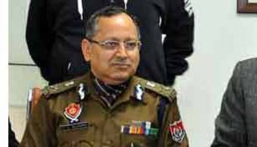 Punjab New DGP: 1987 batch IPS officer VK Bhavra becomes the new DGP of Punjab, CM Channi stamps his name Punjab New DGP: पंजाब के नए DGP बनें 1987 बैच के आईपीएस वीके भावरा, सीएम चन्नी ने लगाई नाम पर मुहर