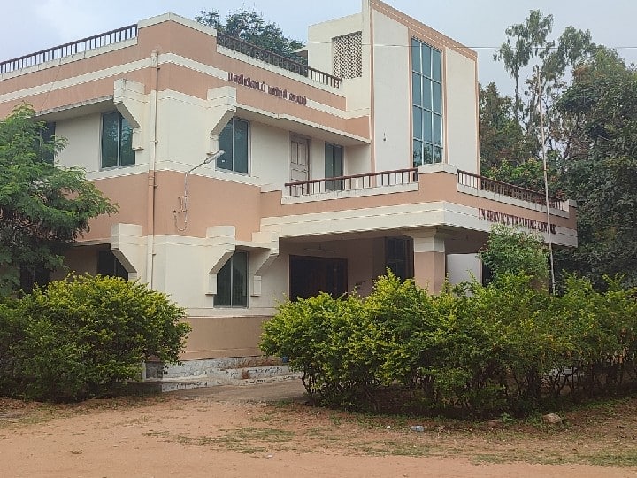Nilgiris police investigation into 5 accused in Kodanadu case கோடநாடு வழக்கில் குற்றம்சாட்டப்பட்ட 5 பேரிடம் தனிப்படை போலீசார் விசாரணை..!