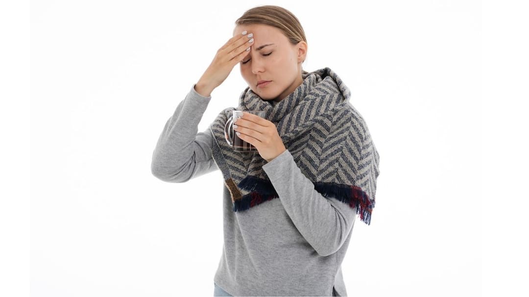 cold, flu or covid19? how you can identify symptoms, know in details Cold, Flu vs COVID-19 Symptoms: সাধারণ ঠান্ডা লাগা, ফ্লু নাকি করোনা আক্রান্ত? বুঝবেন কীভাবে?