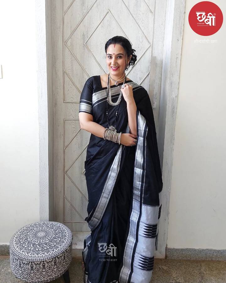 लग्नानंतर सईची हि पहिलीच संक्रांत आहे. (Photo Credit : @sai.lokur/Instagram)