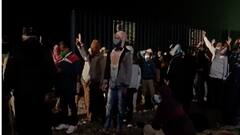 Rail Blockade: 'বিশেষ পণ্যবাহী ট্রেন বাতিল', মেচেদায় ফুল ব্যবসায়ীদের রেল অবরোধ | Bangla News