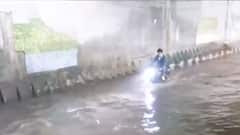 Delhi Weather update | Rains & fog deteriorate weather conditions | Ground Report