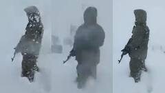 Viral Video: হিমশীতল ঠান্ডায় তুষারঝড়ে দাঁড়িয়েই সীমান্ত রক্ষা, ভারতীয় সেনার ছবি ভাইরাল সোশাল মিডিয়ায়