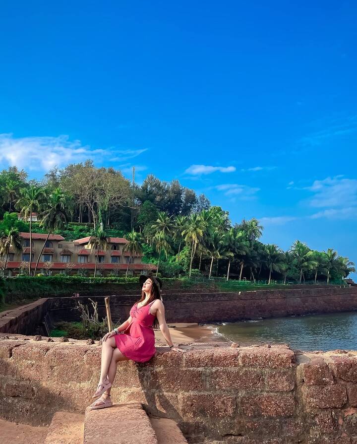 సుస్మిత (Image courtesy - @anala.susmitha/Instagram)