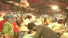 Ananda Sakal (Seg 4): করোনার ঊর্ধ্বমুখী গ্রাফেও ফিরছে না হুঁশ, কলকাতার একাধিক বাজারে মাস্ক-হীন ব্যবসায়ীদের ভিড়| Bangla News