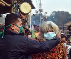 Covid Rule Break at Gangasagar : উধাও দূরত্ববিধি, অধিকাংশের মুখেই নেই মাস্ক, কোভিড বিধি নিয়ে অদ্ভুত যুক্তি গঙ্গাসাগরে আসা পুণ্যার্থীদের মুখে