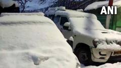 Photos Snowfall in Shimla: પહાડોની રાણી શિમલામાં હિમવર્ષાથી ચોમેર છવાઈ સફેદ ચાદર