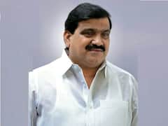 Mahender Reddy Covid Positive: మాజీ మంత్రి, ఎమ్మెల్సీ మహేందర్ రెడ్డికి కరోనా పాజిటివ్.. స్వల్ప లక్షణాలతో హోం క్వారంటైన్