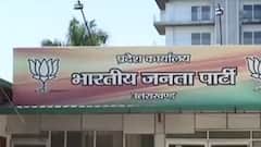 Corona के खौफ के बीच उत्तराखंड में चुनाव, सोशल मीडिया के जरिए होंगे पार्टियों के राजनीतिक कार्यक्रम