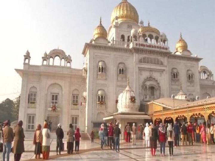 Delhi Weekend Curfew Guidelines: Devotees can go to Gurudwara on Prakash Purab in Delhi today during weekend curfew Delhi Weekend Curfew Guidelines: दिल्ली में आज प्रकाश पर्व पर गुरुद्वारे में मत्था टेक सकेंगे श्रद्धालु, बस करना होगा ये काम