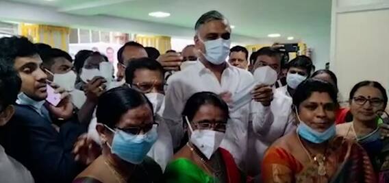 Minister Harishrao : ఆసుపత్రి ప్రారంభోత్సవంలో ఆసక్తికర ఘటన