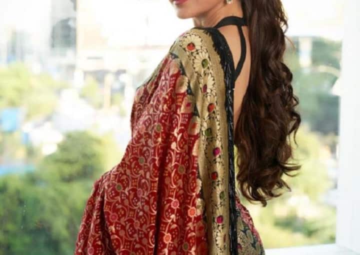 અબજોના કૌભાંડી સાથેના અંગત ફોટો વાયરલ થતાં એક્ટ્રેસની વિનંતી, પ્લીઝ મારી પ્રાઈવસી જાળવો...... Jacqueline Fernandez requests media to respect privacy after picture with alleged conman surfaces અબજોના કૌભાંડી સાથેના અંગત ફોટો વાયરલ થતાં એક્ટ્રેસની વિનંતી, પ્લીઝ મારી પ્રાઈવસી જાળવો......