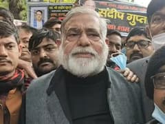 Eath News: कारोबारी संदीप गुप्ता के हत्यारों की गिरफ्तारी की मांग को लेकर सड़कों पर उतरे लोग, जानें क्या की मांग