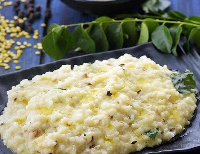 How to cook a quick recipe of Venpongal? Pongal Recipe | பாத்து பாத்து பண்ணாலும் Gum மாதிரி ஒட்டுதா? வெண்பொங்கல் ட்ரிக் இதோ..