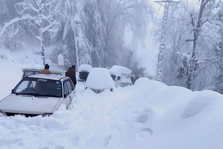 Murree Tragedy 23 People Including 9 Children Died After Snowstorm Traps 1000 Vehicles Pakistan Imran Khan Pakistan Snowstorm: 23 People Including 9 Children Die In Murree After Being Trapped In Snow