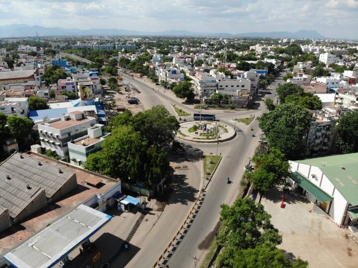 ஞாயிற்றுக்கிழமை ஊரடங்கை முன்னிட்டு மதுரை மாநகர் முழுதும் அமைதியாக காட்சியளிக்கிறது