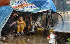 West Bengal Weather: শীতের দাপট উধাও, আজও রাজ্যের সর্বত্র বৃষ্টির পূর্বাভাস, তাপমাত্রা ফের কমবে কবে?