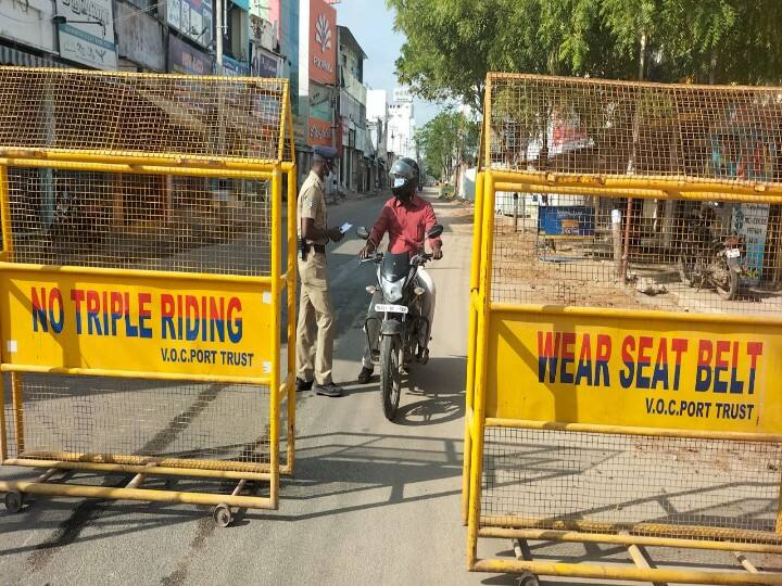ஊரடங்கு நேரத்தில் வெளியே சுற்றும் நபர்களை காவல்துறையினர் வழிமறித்து விசாரணை செய்து வருகின்றனர்.