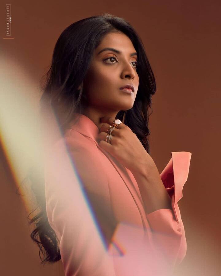 உன் பிடியிலே என் உயிரும் இருக்க