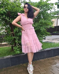 Shubhangi Atre Photos: भाबीजी घर पर हैं की अंगूरी भाभी रियल लाइफ में हैं बेहद ग्लैमरस, सिजलिंग लुक से गोरी मेम को देती हैं मात