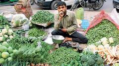 Corona Restrictions: করোনা সংক্রমণ রুখতে তৎপর বীরভূম প্রশাসন, তারাপীঠে বন্ধ হোটেল-লজ | Bangla News