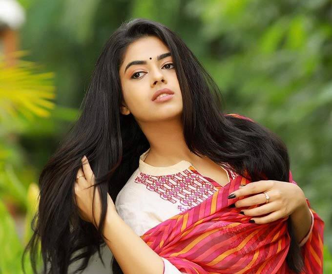 ஓர் உயிர்தேக்கி வைத்தேன் நான் உனக்காக என்று