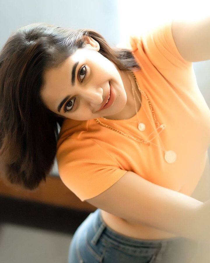 புன்னை வனத்தினிலே பேடைக் குயில் கூவையிலே உன்னுடைய வேதனையை நான் அறிஞ்சேன்
