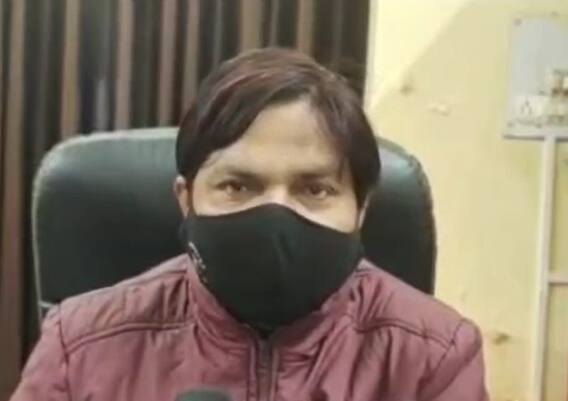 Uttarakhand Corona Update: उधम सिंह नगर में फूटा कोरोना बम, एक ही स्कूल के 55 छात्रों के पॉजिटिव होने से मचा हड़कंप Uttarakhand Corona Update: उधम सिंह नगर में फूटा कोरोना बम, एक ही स्कूल के 55 छात्रों के पॉजिटिव होने से मचा हड़कंप