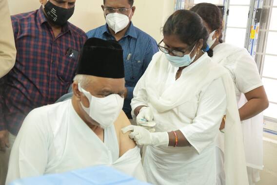 Vaccine News: తెలంగాణలో బూస్టర్‌ డోస్‌ పంపిణీ ప్రారంభం.. ఛార్మినార్‌ వద్ద స్టార్ట్ చేసిన హరీష్‌