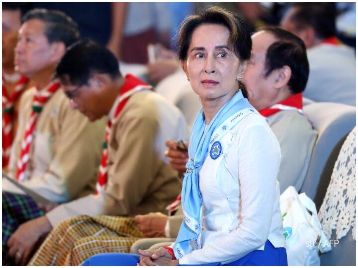 Aung San Suu Kyi imprisoned for four years in Myanmar army coupe and court Aung San Suu Kyi Jailed: म्यांमार में आंग सान सू ची को चार साल की जेल, इस आरोप में पाया गया है दोषी