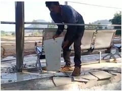 Surguja: सरगुजा में भ्रष्टाचार की भेंट चढ़ा मॉडर्न यात्री प्रतिक्षालय, मंत्री के क्षेत्र में हो रहा घटिया निर्माण