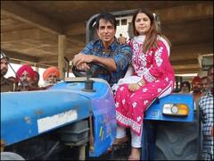 Sonu Sood On Sister Malvika: बहन के कांग्रेस ज्वाइन करने पर सोनू सूद का आया पहला बयान, जानें क्या कहा है