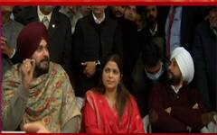 ਮਾਲਵਿਕਾ ਸੂਦ ਨੇ ਸੀਐਮ ਚੰਨੀ ਤੇ ਸਿੱਧੂ ਦੀ ਮੌਜੂਦਗੀ 'ਚ ਫੜ੍ਹਿਆ ਕਾਂਗਰਸ ਦਾ ਹੱਥ