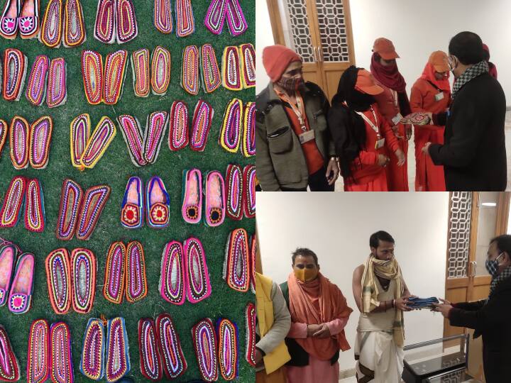 पीएम मोदी ने काशी विश्वनाथ धाम में काम करने वाले कर्मचारियों के लिए दिल्ली से खास तोहफा भेजा है. दरअसल मंदिर में काम करने वाले कर्मचारियो के लिए पैरों में चप्पल पहनना वर्जित है. इस कारण कड़ाके की ठंड में भी ये कर्मी नंगे पांव ही काम करते हैं. लेकिन पीएम मोदी को इनकी परेशानी का एहसास हुआ और उन्होंने जूट की बनी पादुकाएं काशी विश्वनाथ धाम के कर्मचारियों के लिए उपहार स्वरूप भेज दी.