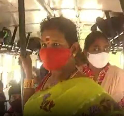 శ్రీకాకుళంలో మాస్క్ ధరించకపోతే బస్సులో నో ఎంట్రీ అంటున్న ఆర్టీసీ అధికారులు.