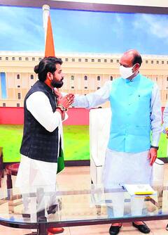 ਪ੍ਰਧਾਨ ਮੰਤਰੀ ਮੋਦੀ ਦੀ ਸੁਰੱਖਿਆ 'ਚ ਕੁਤਾਹੀ ਕਾਂਡ ਬਾਰੇ ਨਵਾਂ ਖੁਲਾਸਾ, ਸੋਸ਼ਲ ਮੀਡੀਆ 'ਤੇ ਤਸਵੀਰਾਂ ਕਰਕੇ ਉੱਠੇ ਸਵਾਲ