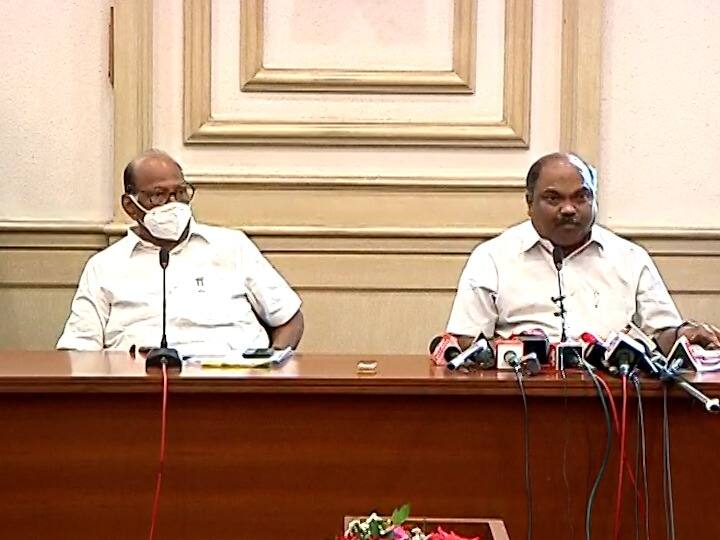 ST strike Sharad pawar live statement on strike workers organisation  ST Strike : एसटीची बांधिलकी प्रवाशांशी, एसटी चालू झाली पाहिजे, कृती समितीशी झालेली चर्चा सकारात्मक:  शरद पवार