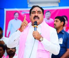 ఫ్లవరిస్టులు తెలంగాణకు పొలిటికల్ టూరిస్టులు.. బీజేపీ నేతలపై మంత్రి ఎర్రబెల్లి సెటైర్లు