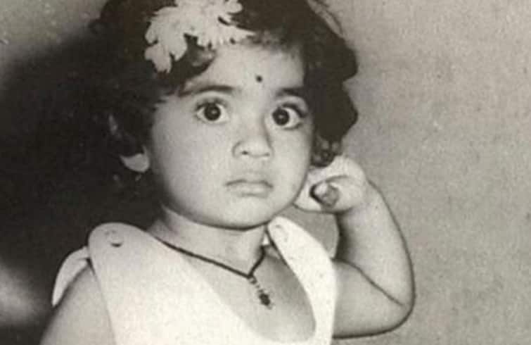 Shamita shetty childhood photos going viral on internet Guess Who: फोटो में दिख रही ये बच्ची Bigg Boss 15 के 5 दावेदारों में से एक है, पहचाना क्या ?