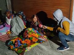 Sehore News: कड़ाके की ठंड में फुटपाथ पर सो रहे गरीब, 4 साल की बच्ची खुले आसमान के नीचे रात बिताने को मजबूर