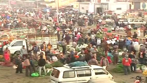 Aurangabad Market Yard : औरंगाबादमधील मार्केट यार्डमध्ये तुफान गर्दी; कोरोना नियमांचा विसर ABP Majha
