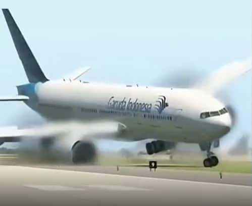 Indonesia Plane Crash : ఇండోనేషియా గరుడ ఎయిర్‌లైన్స్ విమానం లో 200 మంది ప్రయాణికులు..?