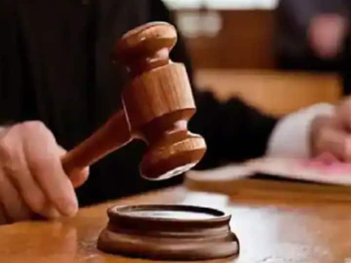 10 years imprisonment for raping and making videos of minor in Uttar Pradesh Crime News: उत्तर प्रदेश में नाबालिग से रेप और वीडियो बनाने के दोषी को 10 साल की सजा