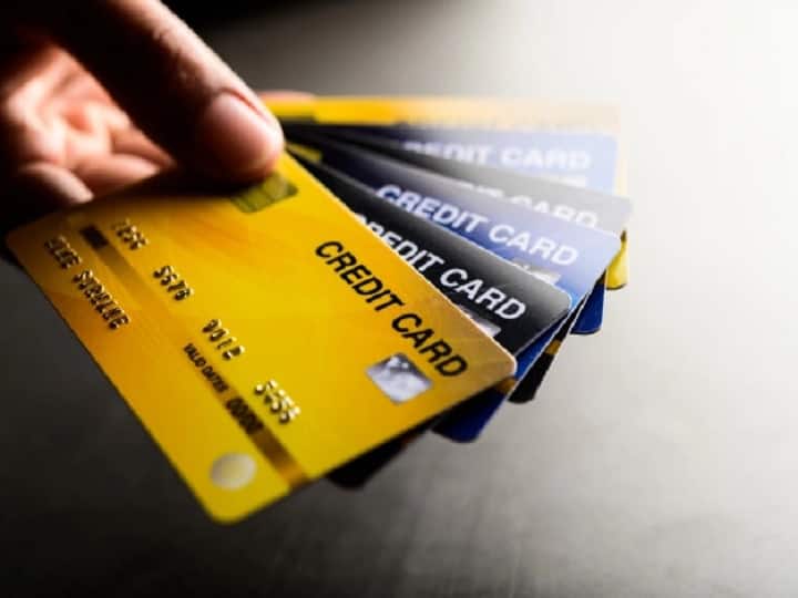 Credit Card Bill Payment Tips follow these tips to repayment of your credit card bill with these easy tips Credit Card Bill: कहीं आप भी तो नहीं फंस गए हैं क्रेडिट कार्ड के कर्ज के जाल में? इन टिप्स को अपनाकर चुकाएं अपना पूरा कर्ज