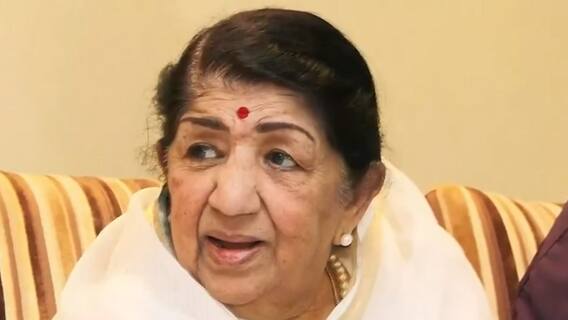 Lata Mangeshkar tests positive for Covid-19 | Khabar Filmy Hai (11 Jan 2022)