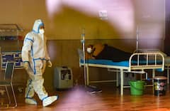 Delhi Covid Surge: করোনার জের, দিল্লিতে জরুরি প্রয়োজন ছাড়া সব বেসরকারি অফিস বন্ধের নির্দেশ